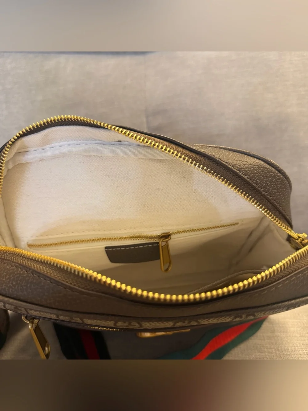 Gucci gg brown
